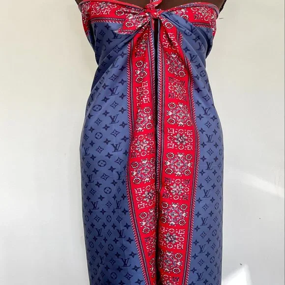 New Louis Vuitton Wrap Monogram Blue Silk Scarf - Picture 11 of 16